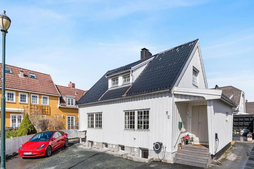 Apartment I Bakklandet Med Parkering Og Hage